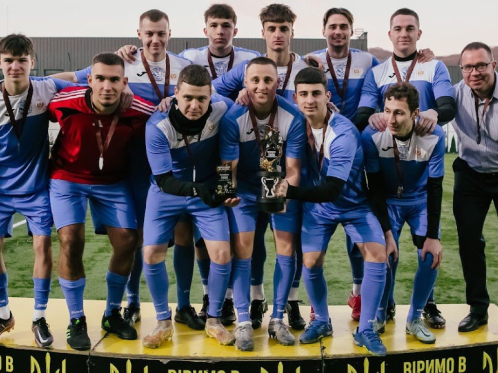 Збірна ПДМУ здобула срібло у Bronze League на Чемпіонаті України з футболу серед студентів-медиків: вітаємо переможців
